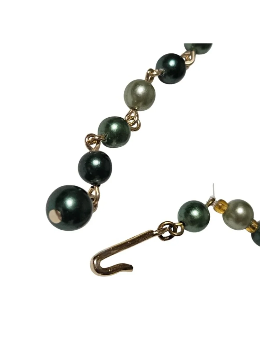 Unbranded this necklace