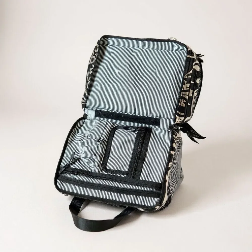 thirty-one elegant noir