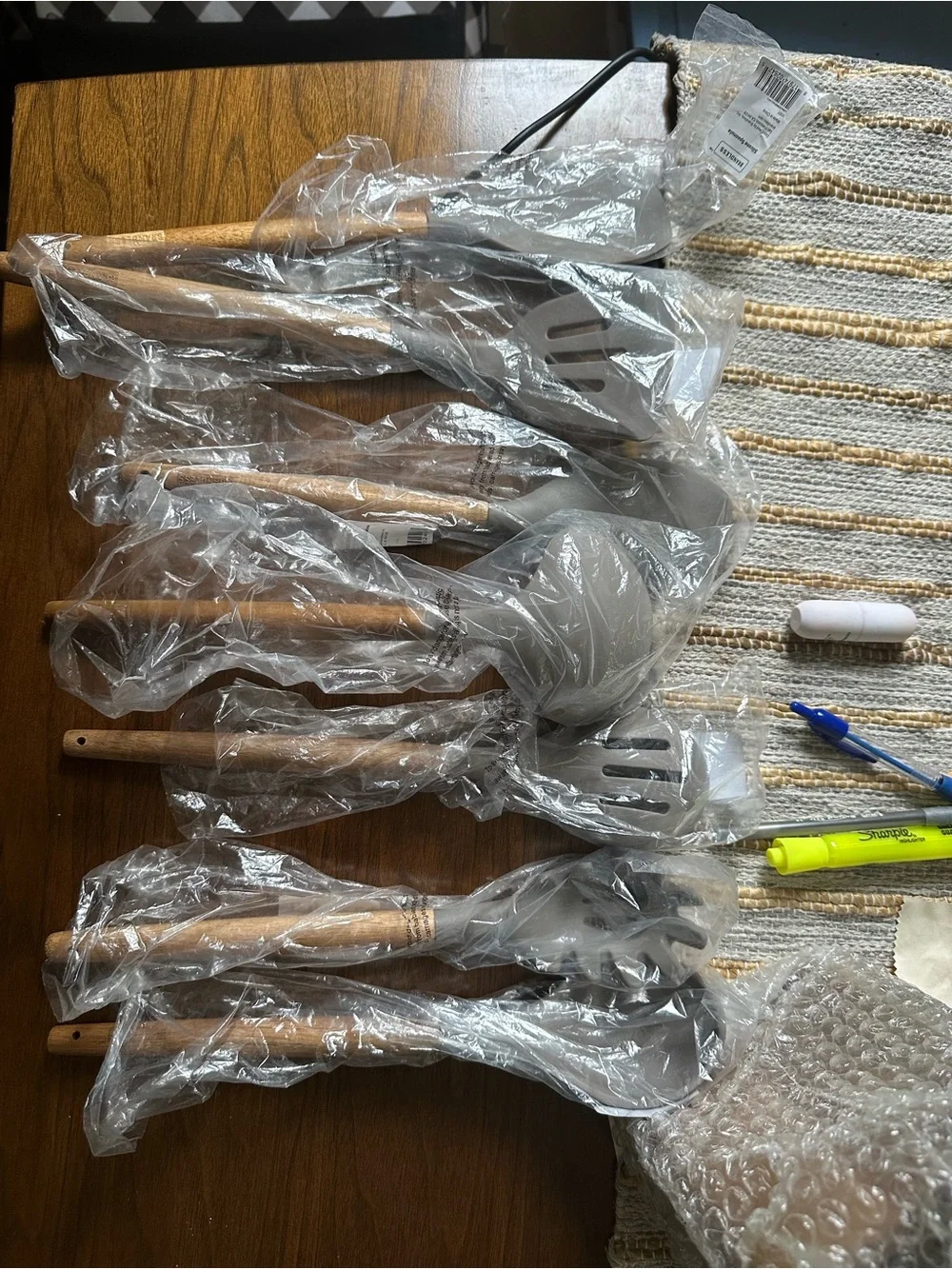 Brandless holder slotted