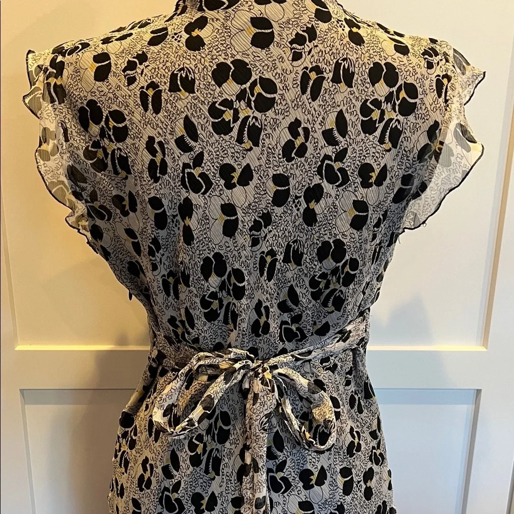 Sunny Leigh chic midi