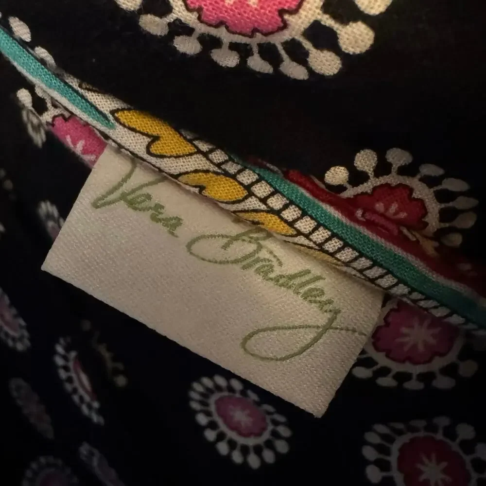 Vera Bradley stains home shape