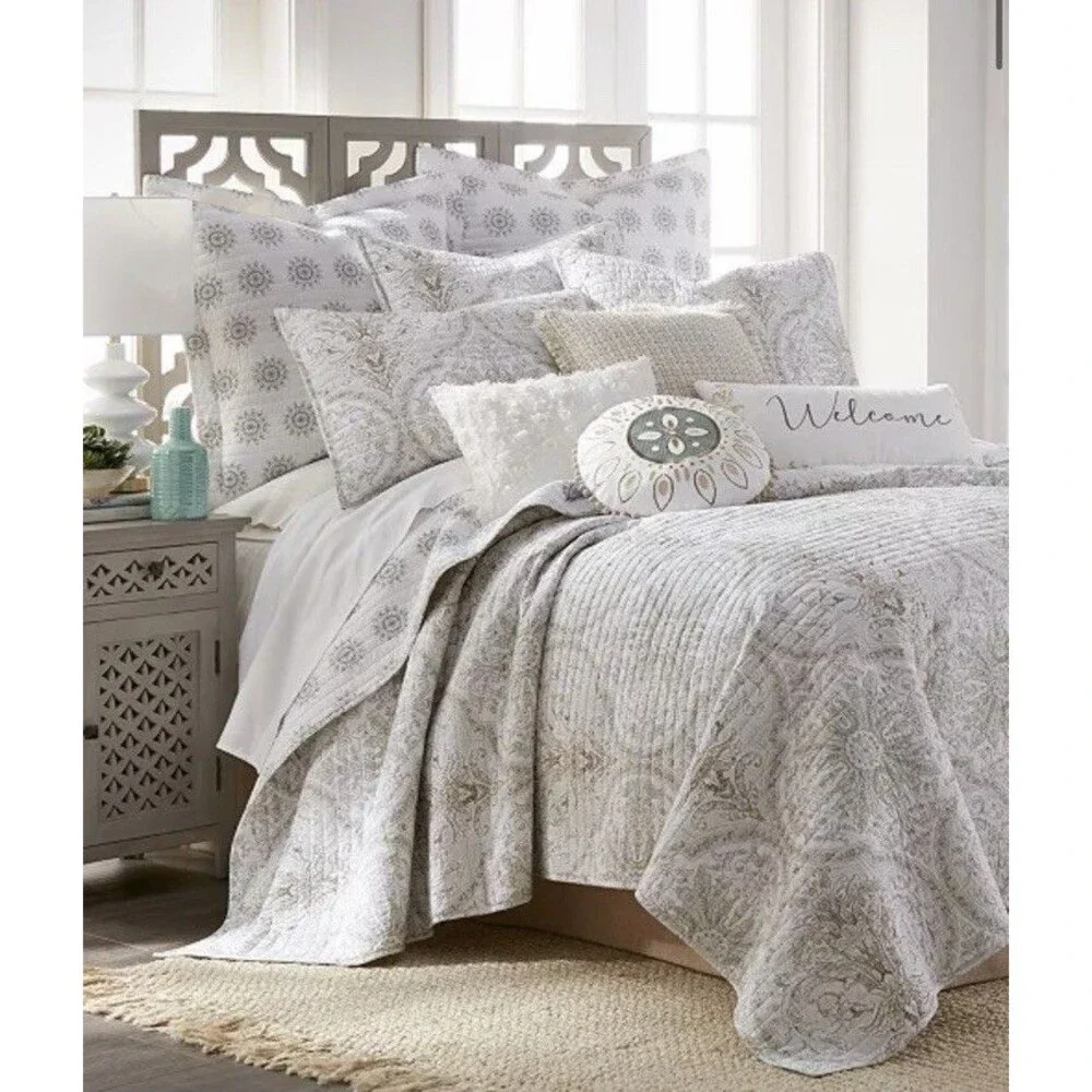 Levtex Home low set medallion