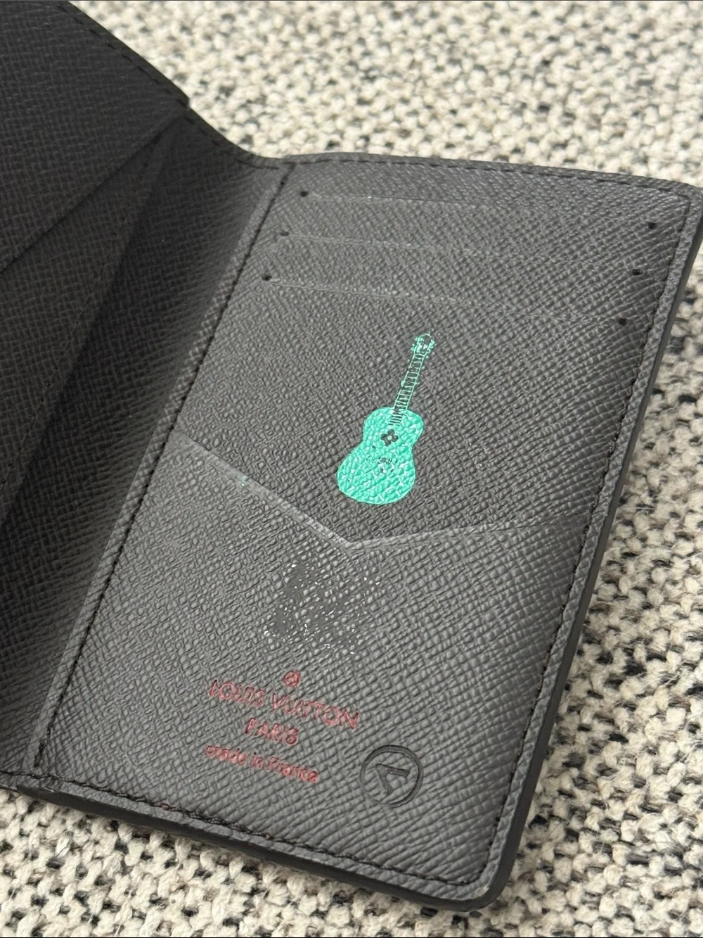 Louis Vuitton 100% authentic