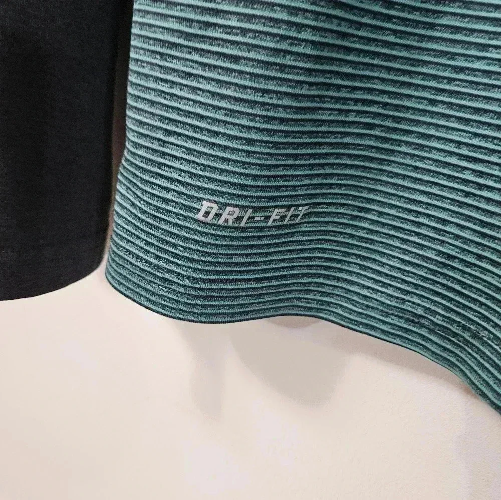 Nike dri fit blue and black striped hoodie!