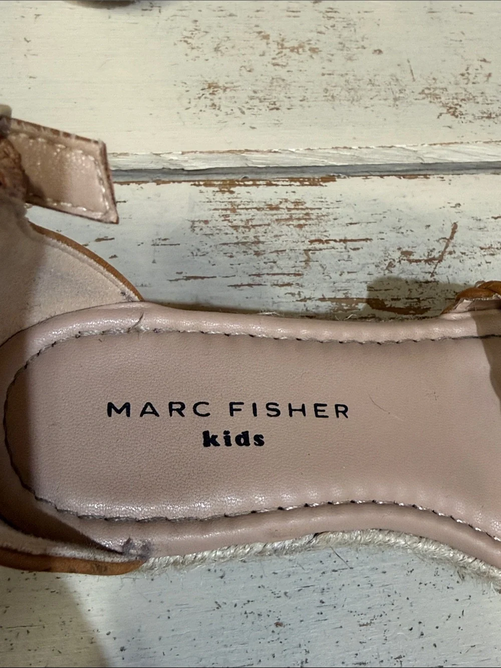 Marc Fisher braided front