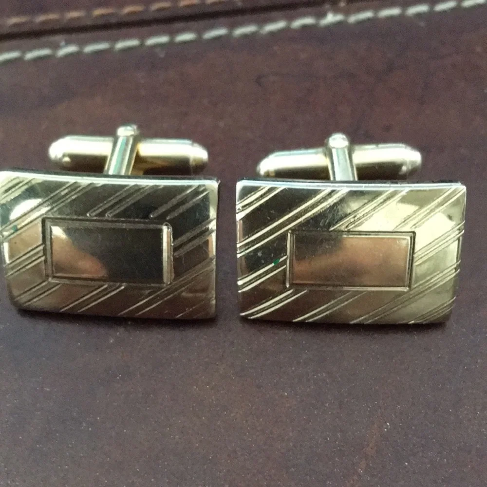 Vintage gold tone Aniston cuff links