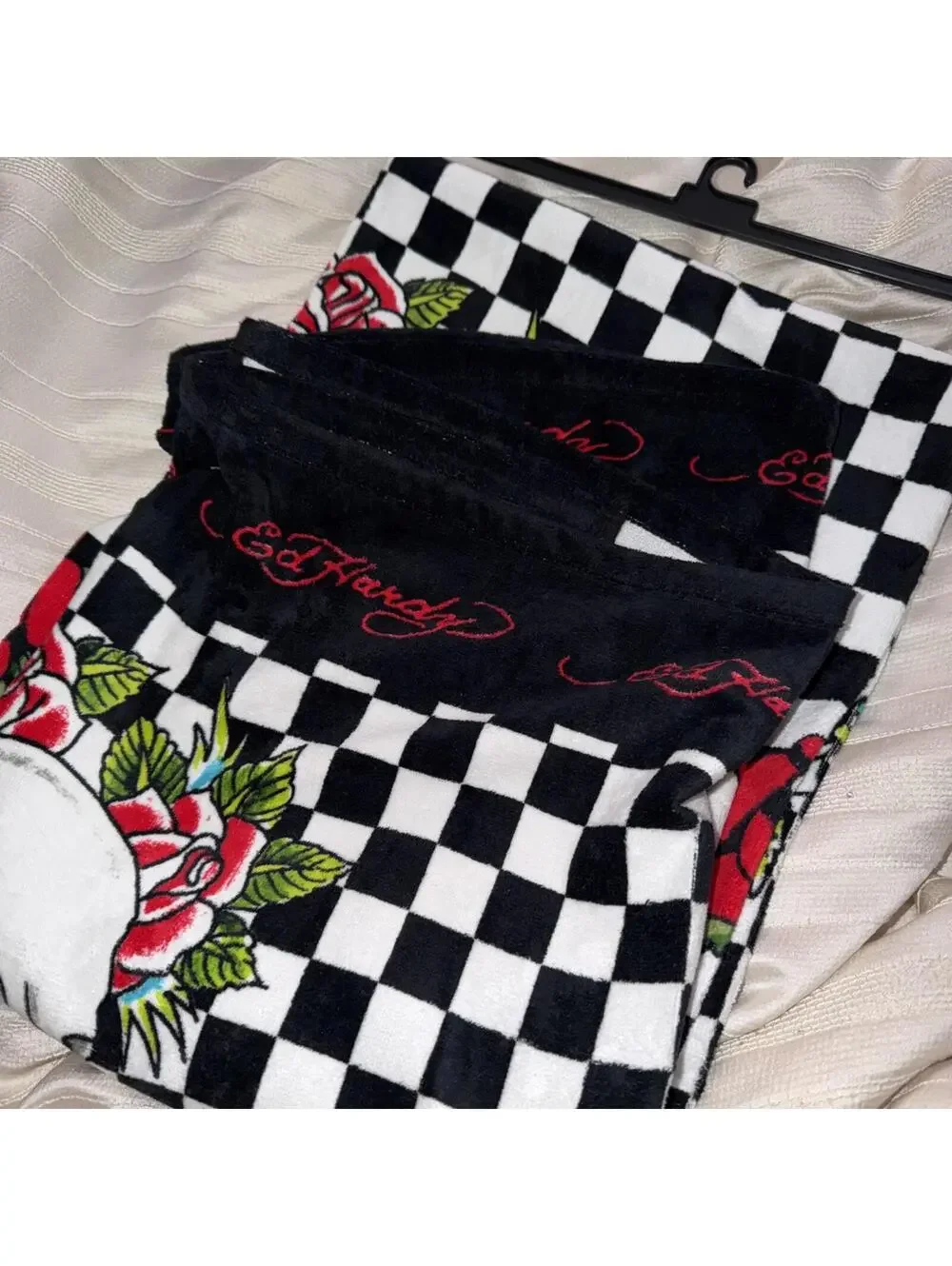 Ed Hardy Checkered Skull Rose Beach Towel 100% Cotton 36x68 NWT