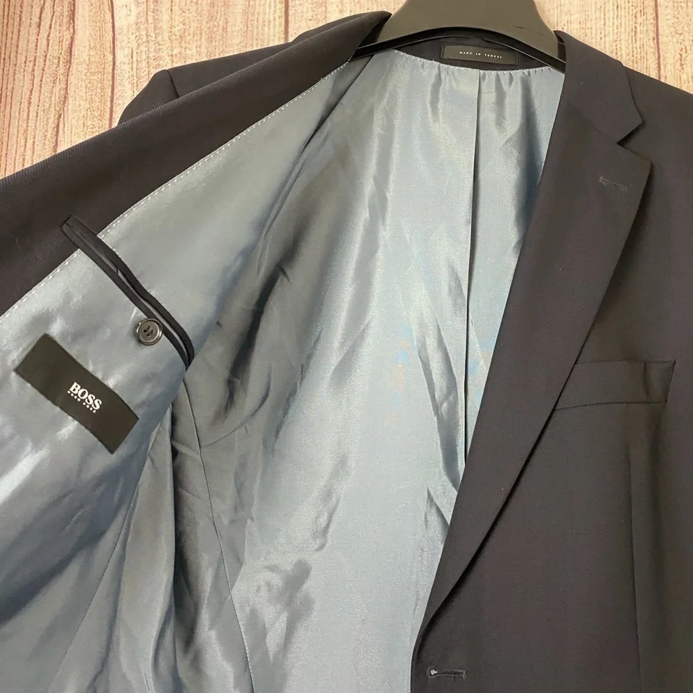 Hugo Boss excellent pre