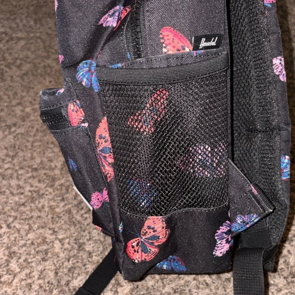 Herschel Supply Company charming butterfly