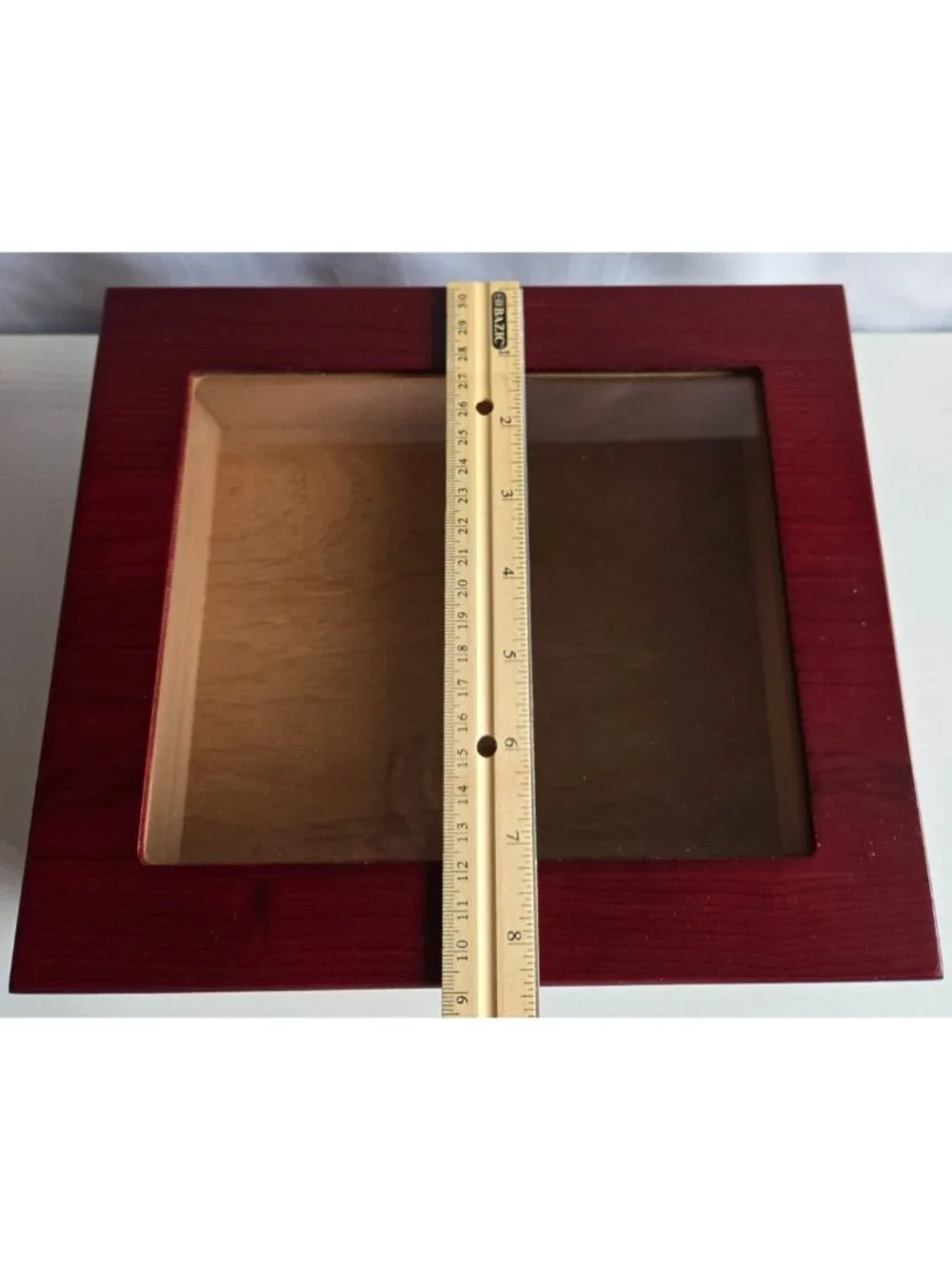Pre Owned Mantello Glass Top Cedar Cigar 10