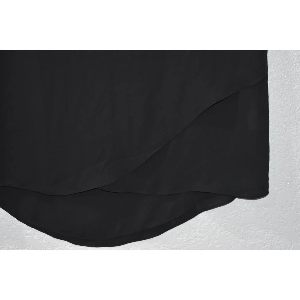Chicos 2/Large Sleeveless Top Tulip Layered Black Blouse Back Exposed Zipper