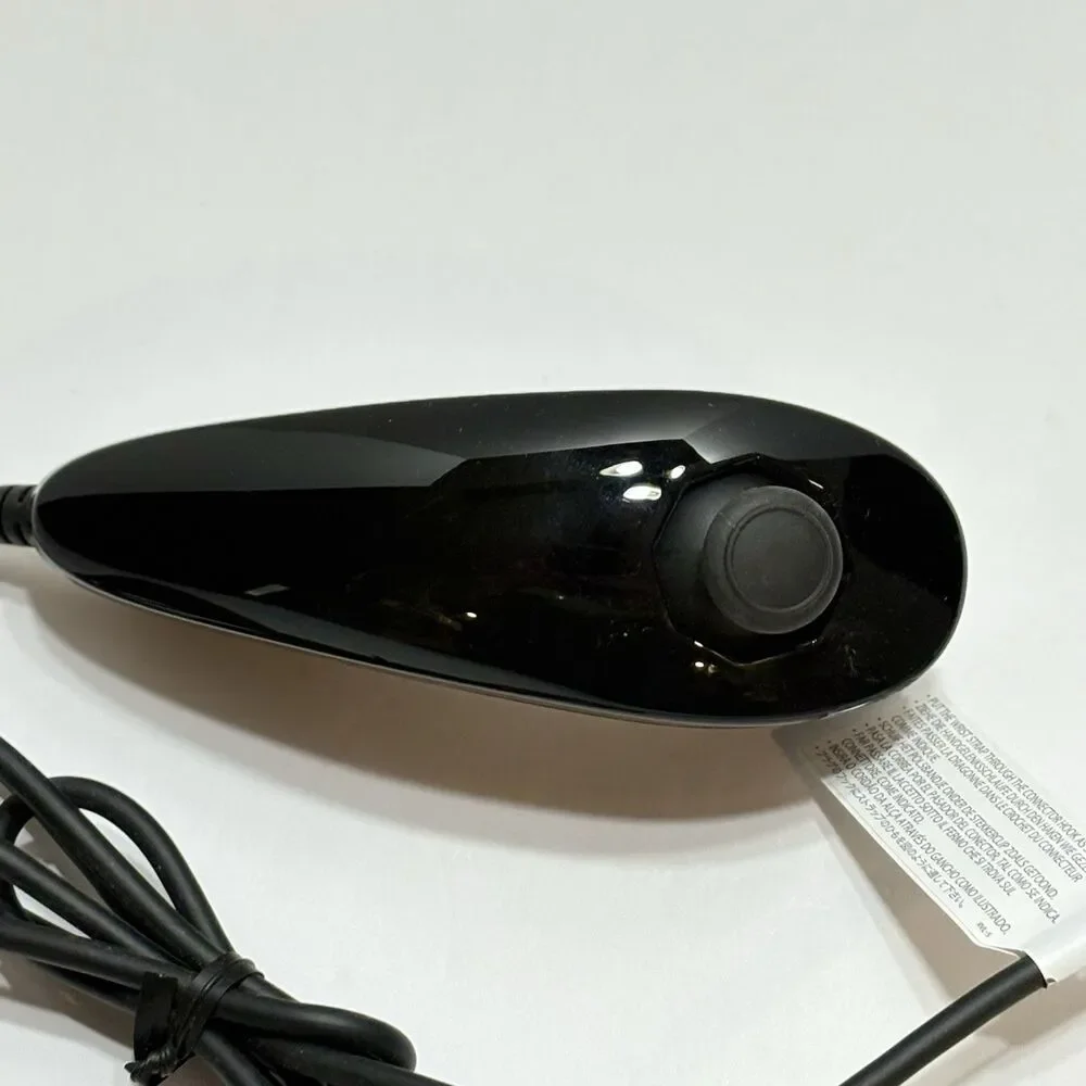 Nintendo wii nunchuk