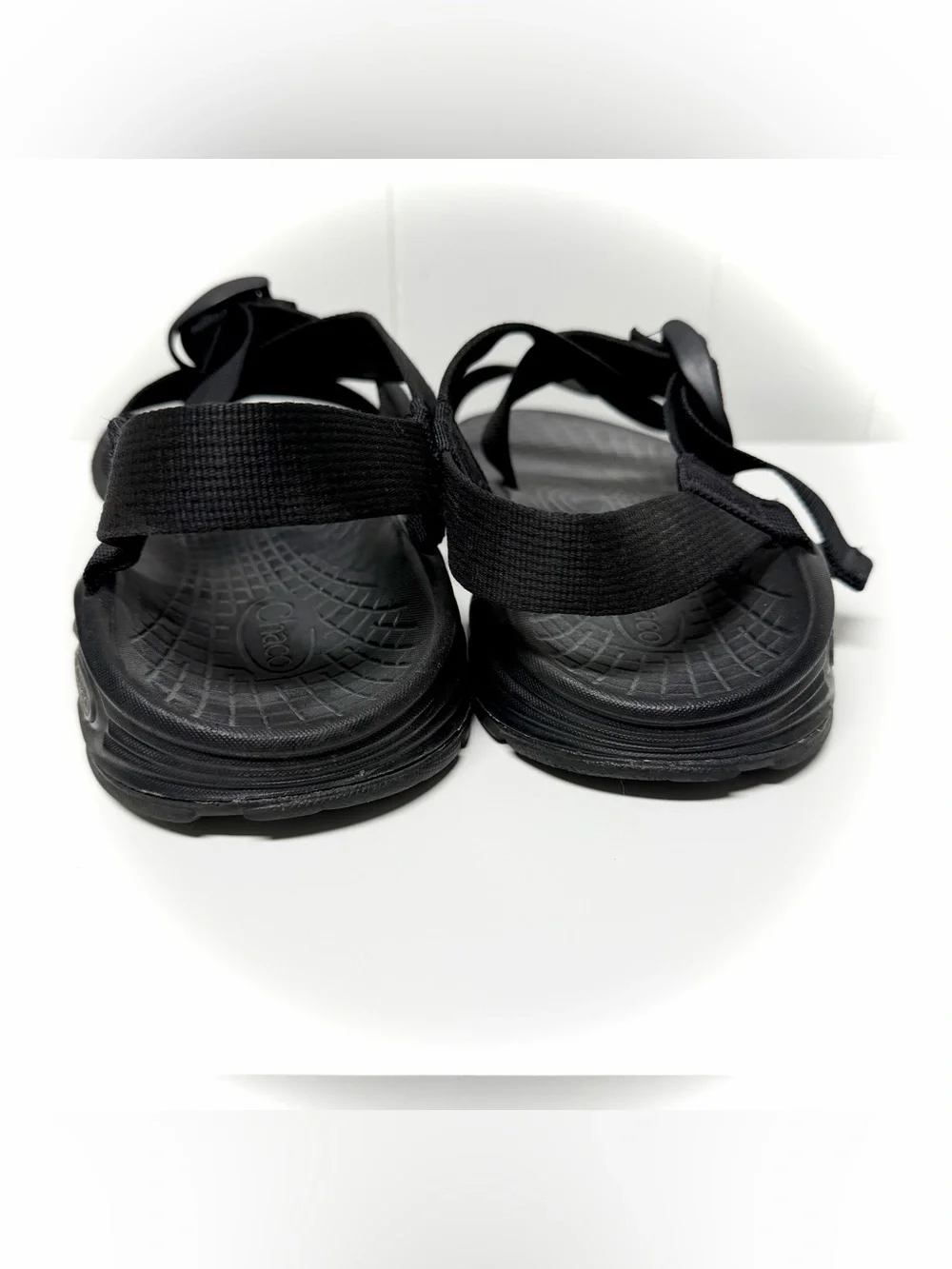 Chaco Men’s Zvolv 2 Black Sandals Size 10