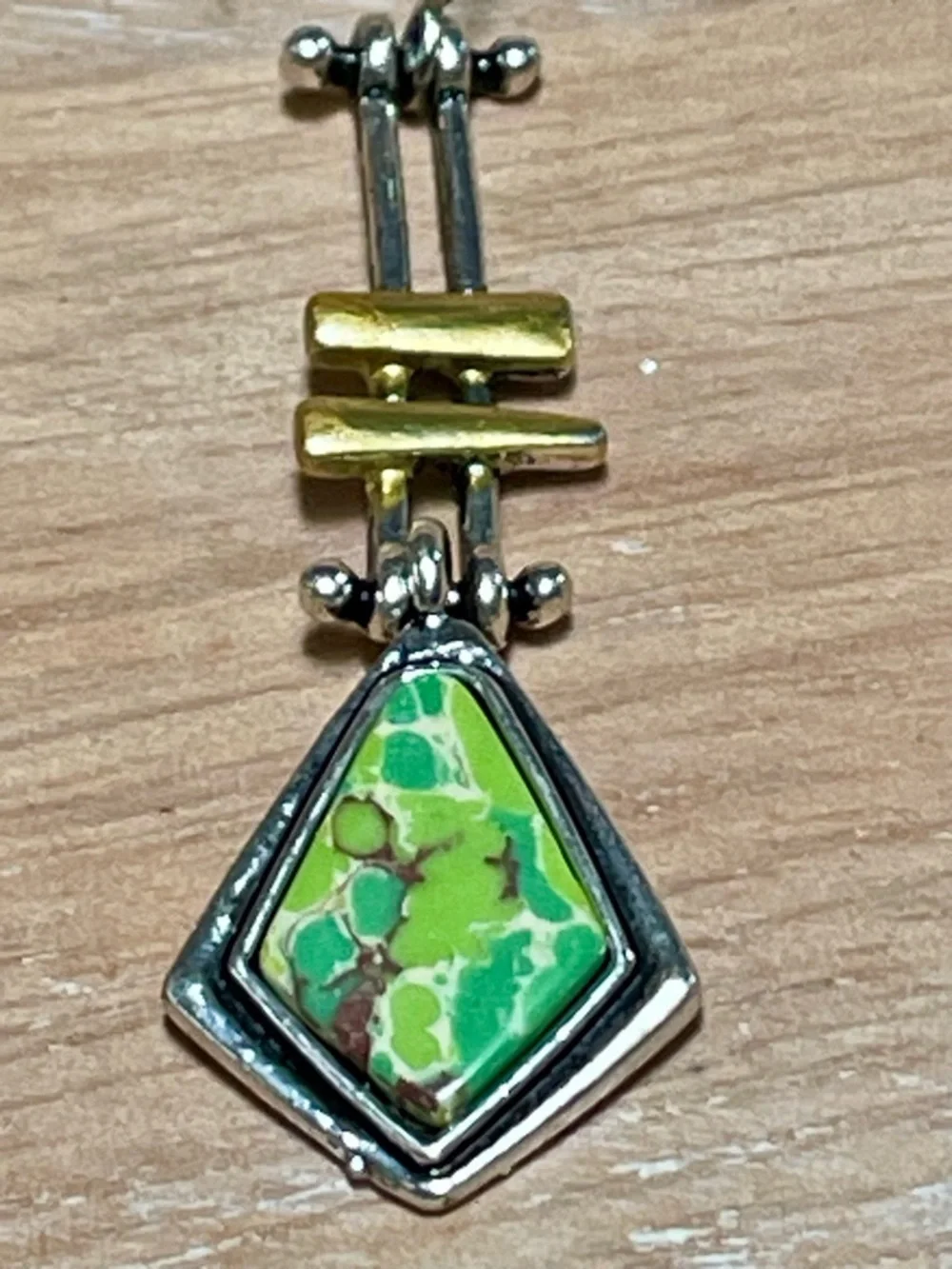N/A elegant green