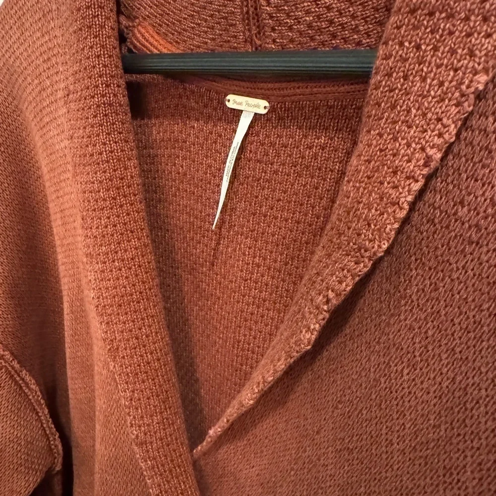 FREE PEOPLE - Chamomile Cardi In Washed Russet Acorn -size small