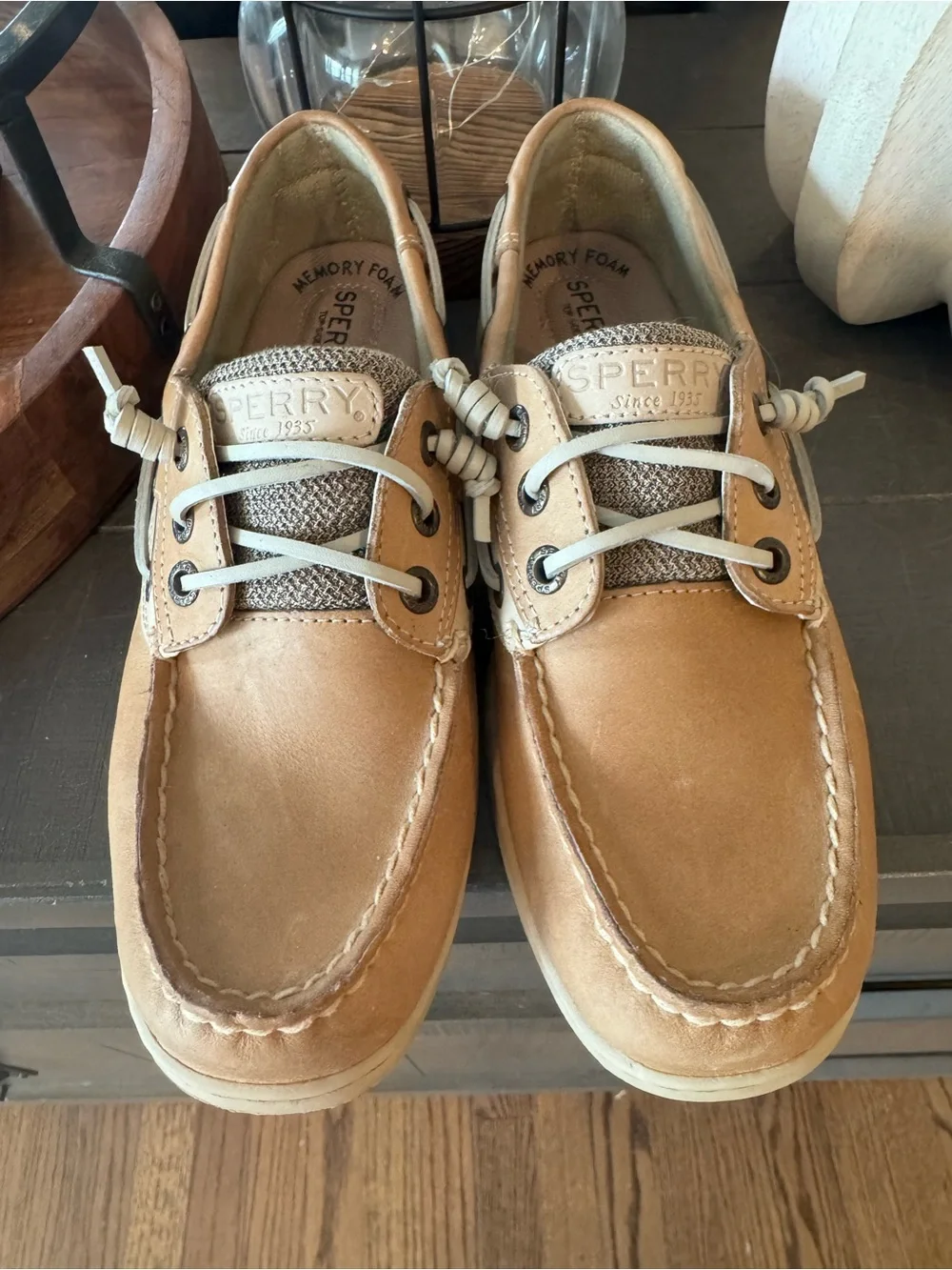 Sperry women’s top