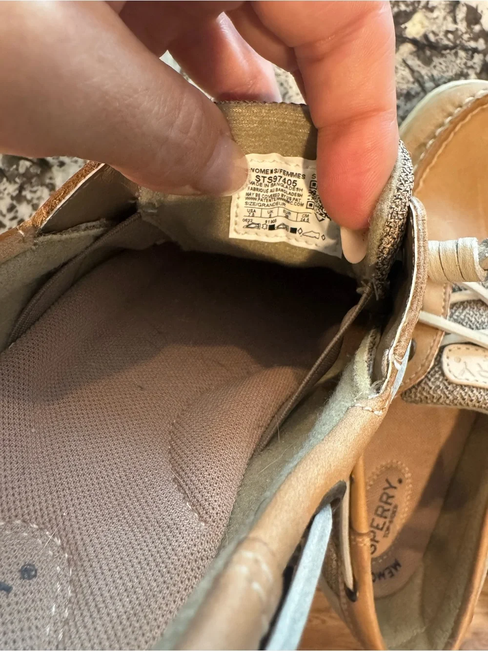 Sperry women’s top