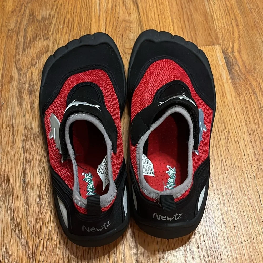 Newtz never worn
