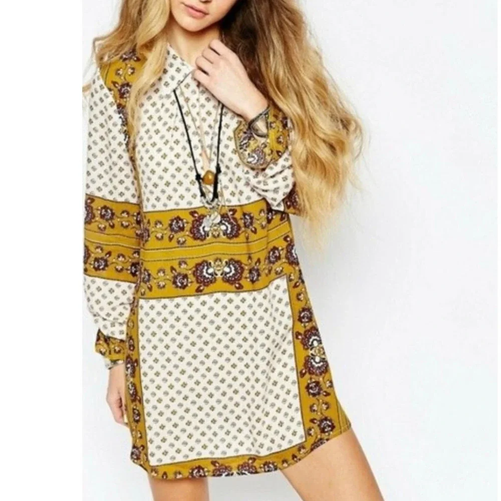 Free People Women's Size Medium Changing Times Mixed Print Tunic Top