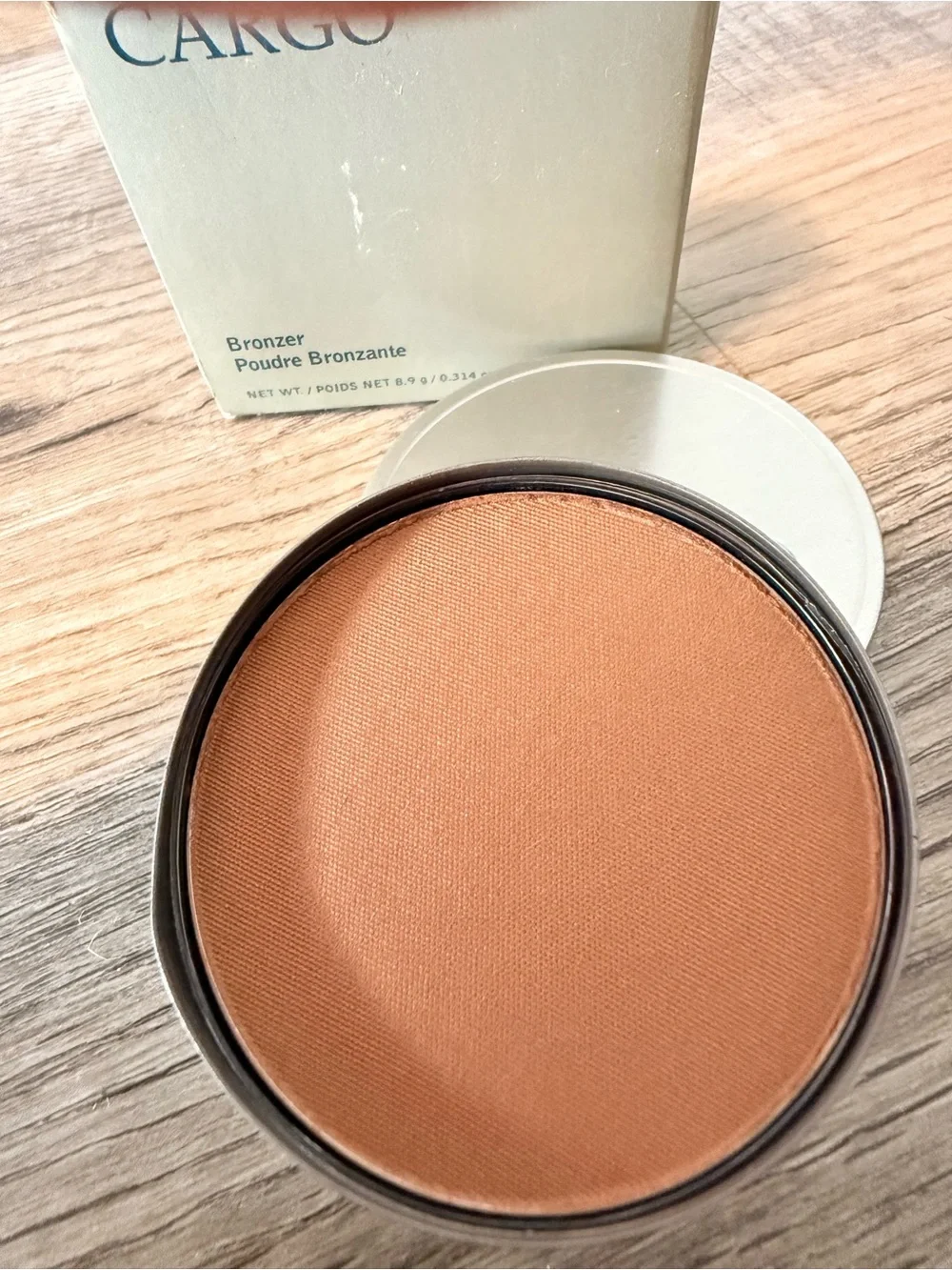 Cargo round bronzer