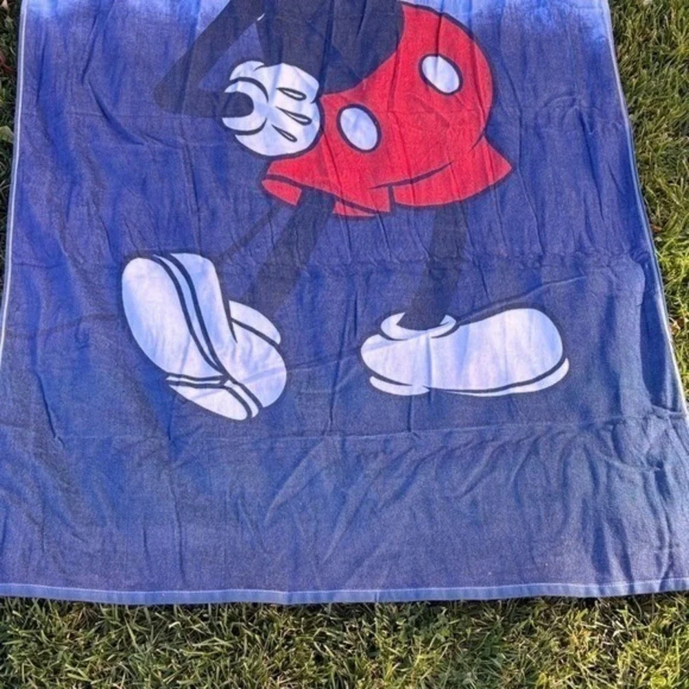 Disney Mickey Mouse Beach Towel America July 4th Summer Oversized 36