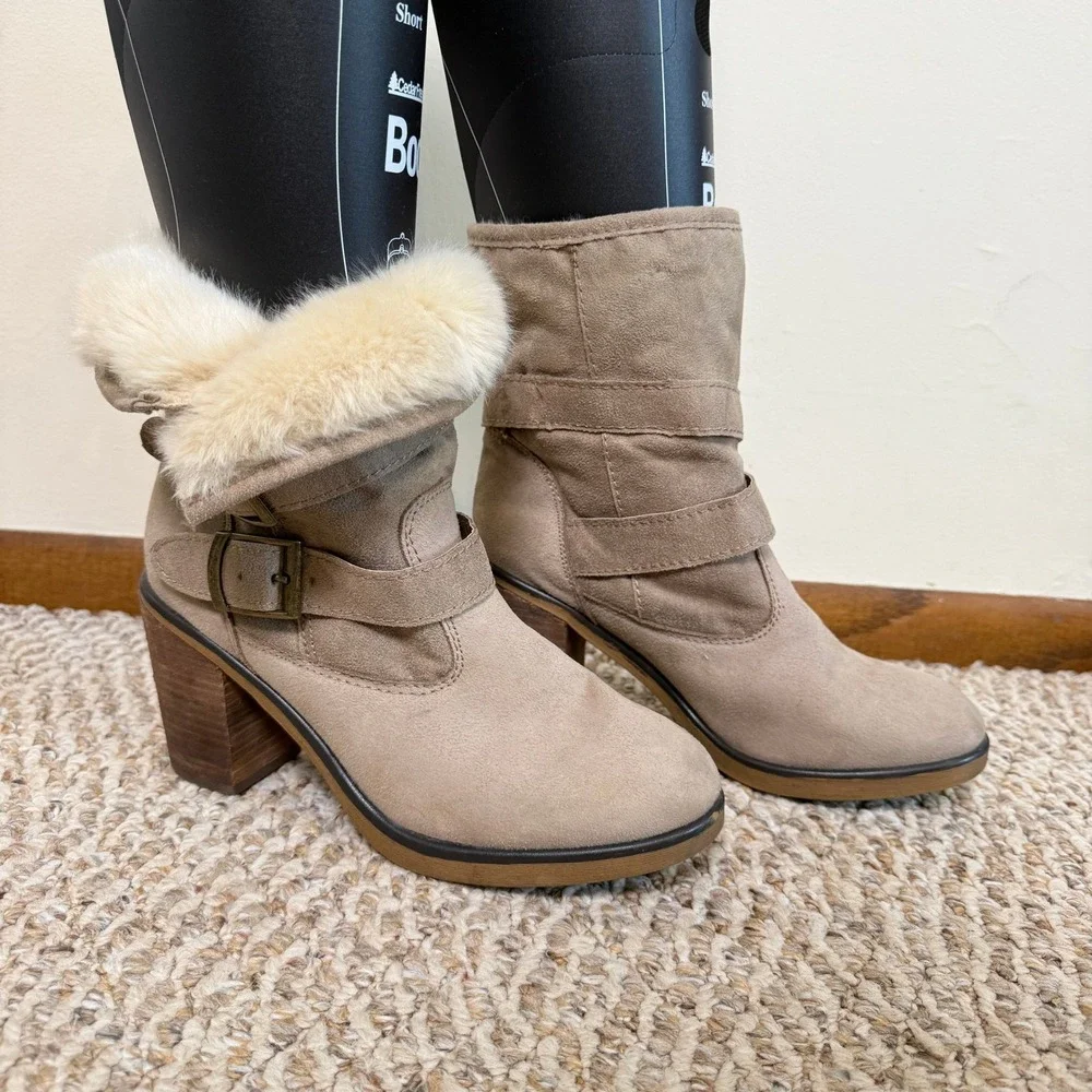 SM New York Women's Taupe Faux Suede Fur‎ Lined Heeled Buckle Ankle Boots Size 9