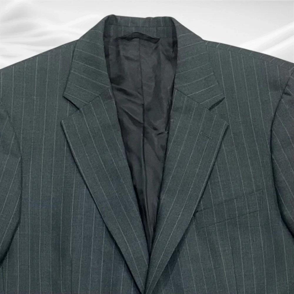Brooks Brothers suit great