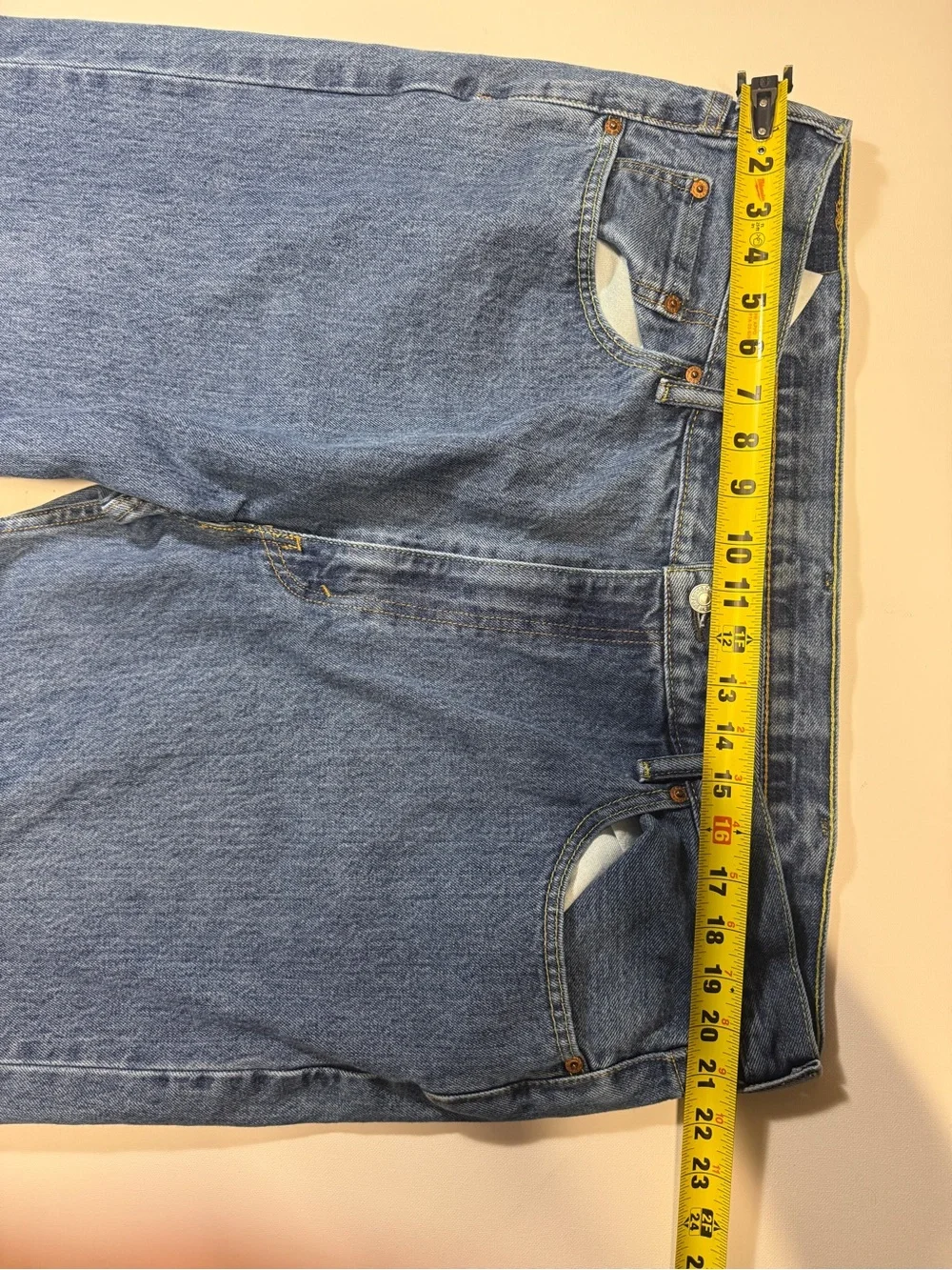 Levis classic straight