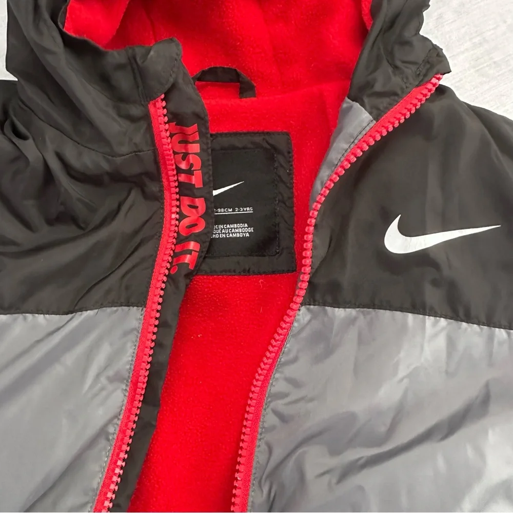 Nike 3T Fleece Lined Hooded Windbreaker Black Gray Jacket Toddler