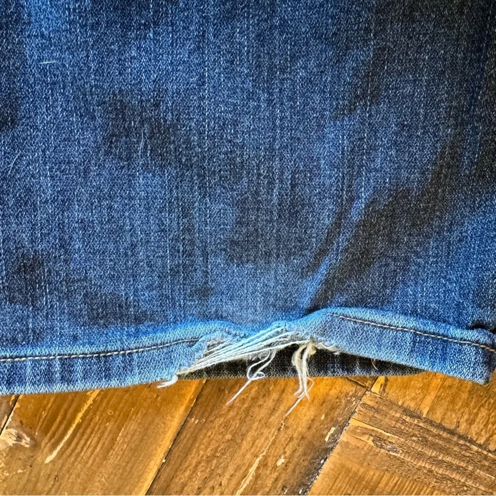 Wrangler distressing holes