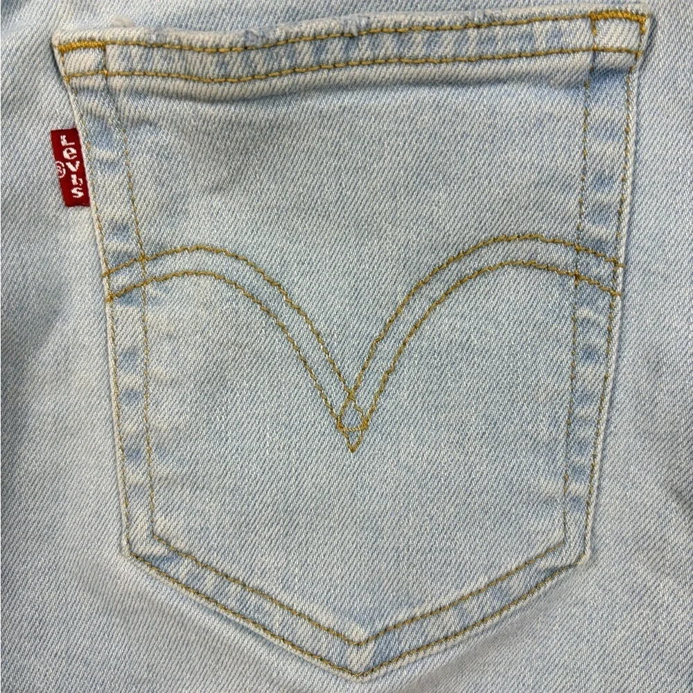 Levis levi’s took
