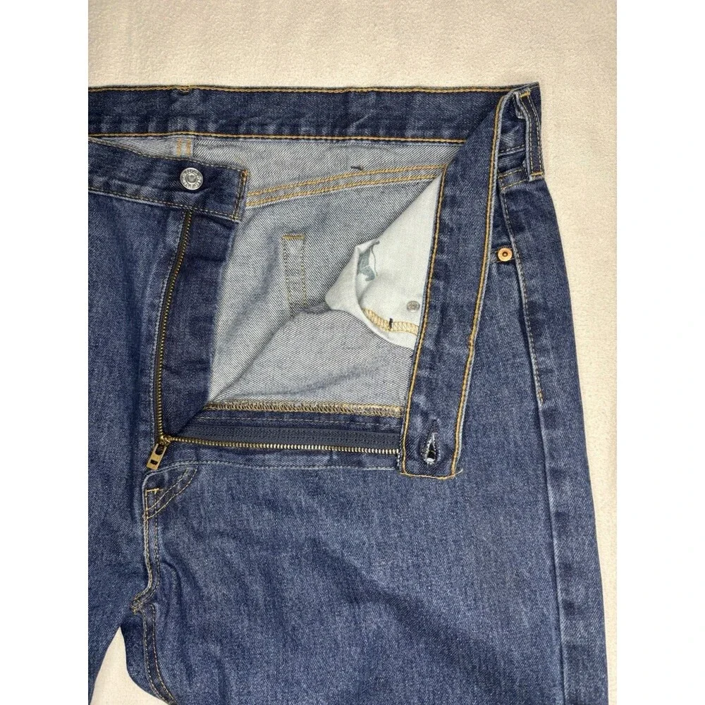 Levis these levi