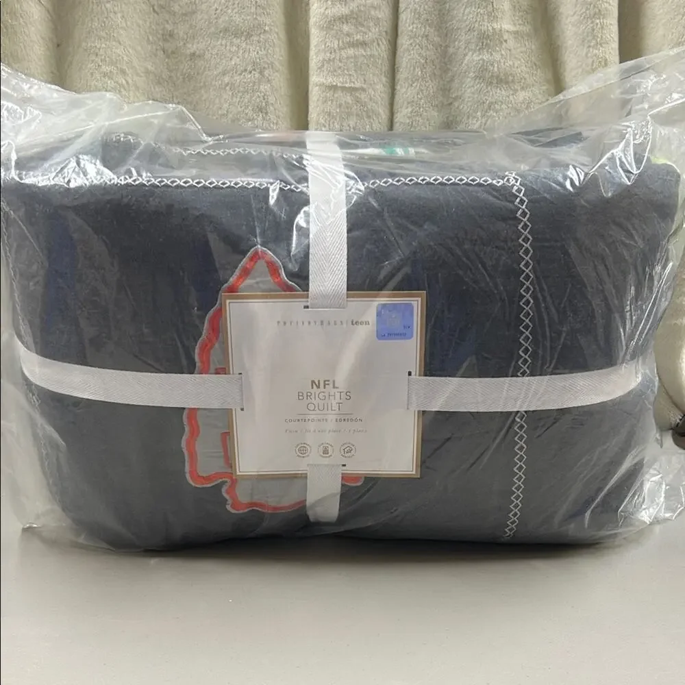 Pottery Barn NFL Brights Quilt Twin / Twin XL Football Team Logos Bedding NWT