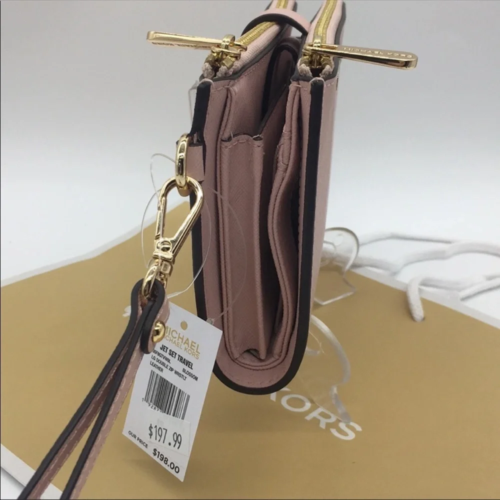 MICHAEL KORS LG DOUBLE ZIP WRISTLET BLOSSOM POWDER BLUSH NWT