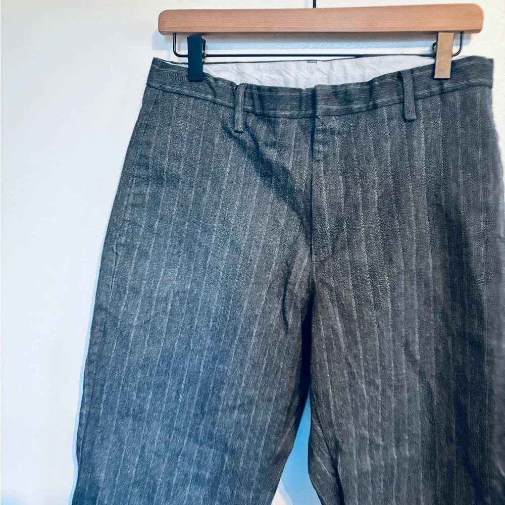 GAP grey striped