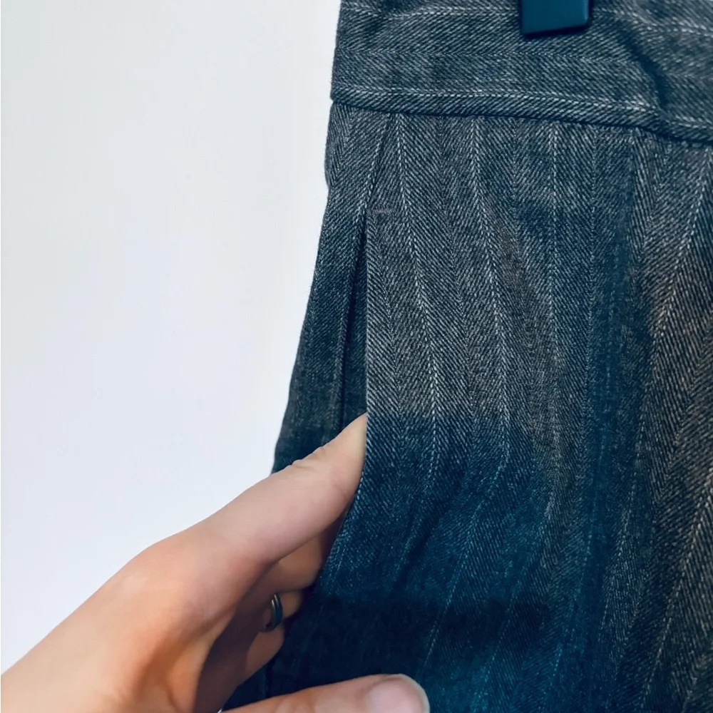 GAP grey striped