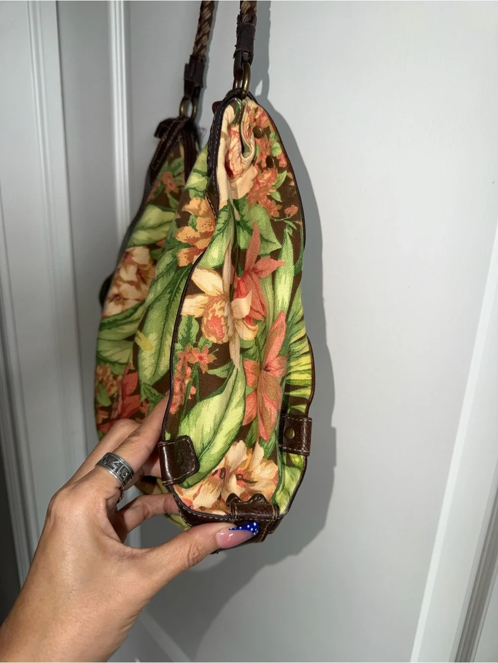 Fossil vintage floral