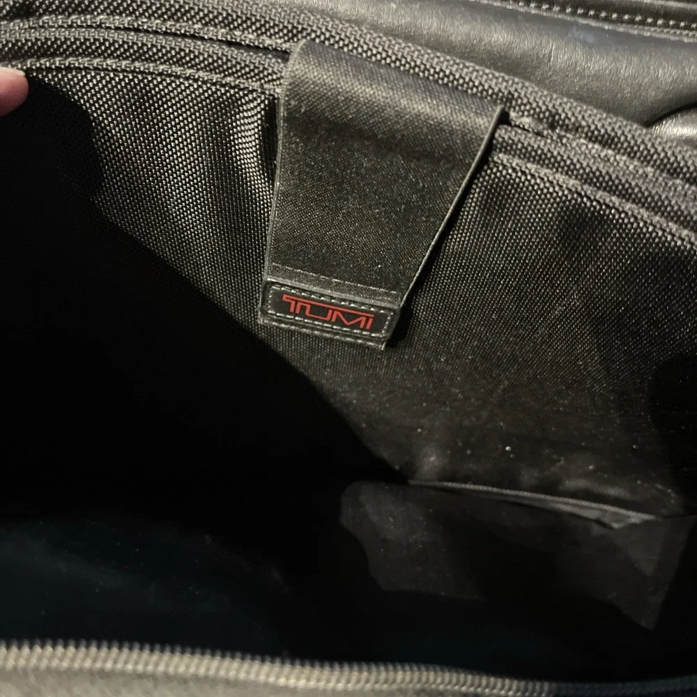 Tumi alpha 96141dh2