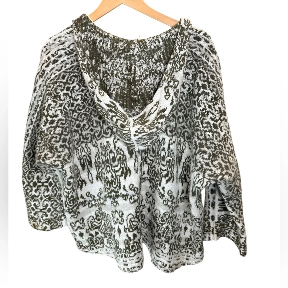 Free People Raggy Wool Hoodie Size S Oversized Boho Knit Sweater Hooded Top
