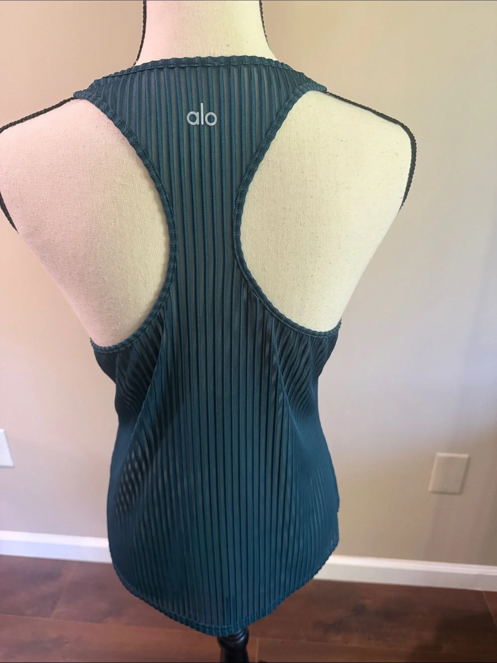 ALO Yoga lightweight alo
