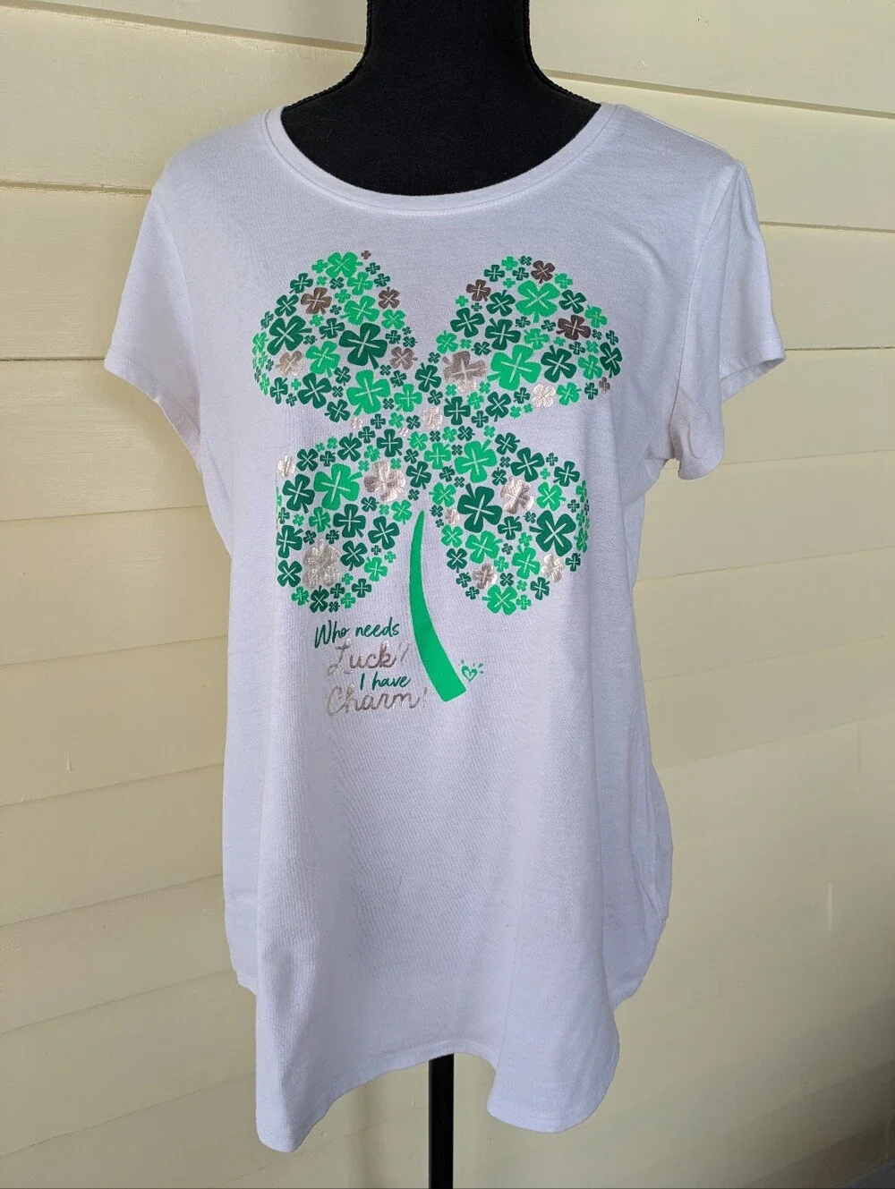 Justice White Girls Short Sleeve Tee with Green & Gold Shamrocks Size 20 Plus