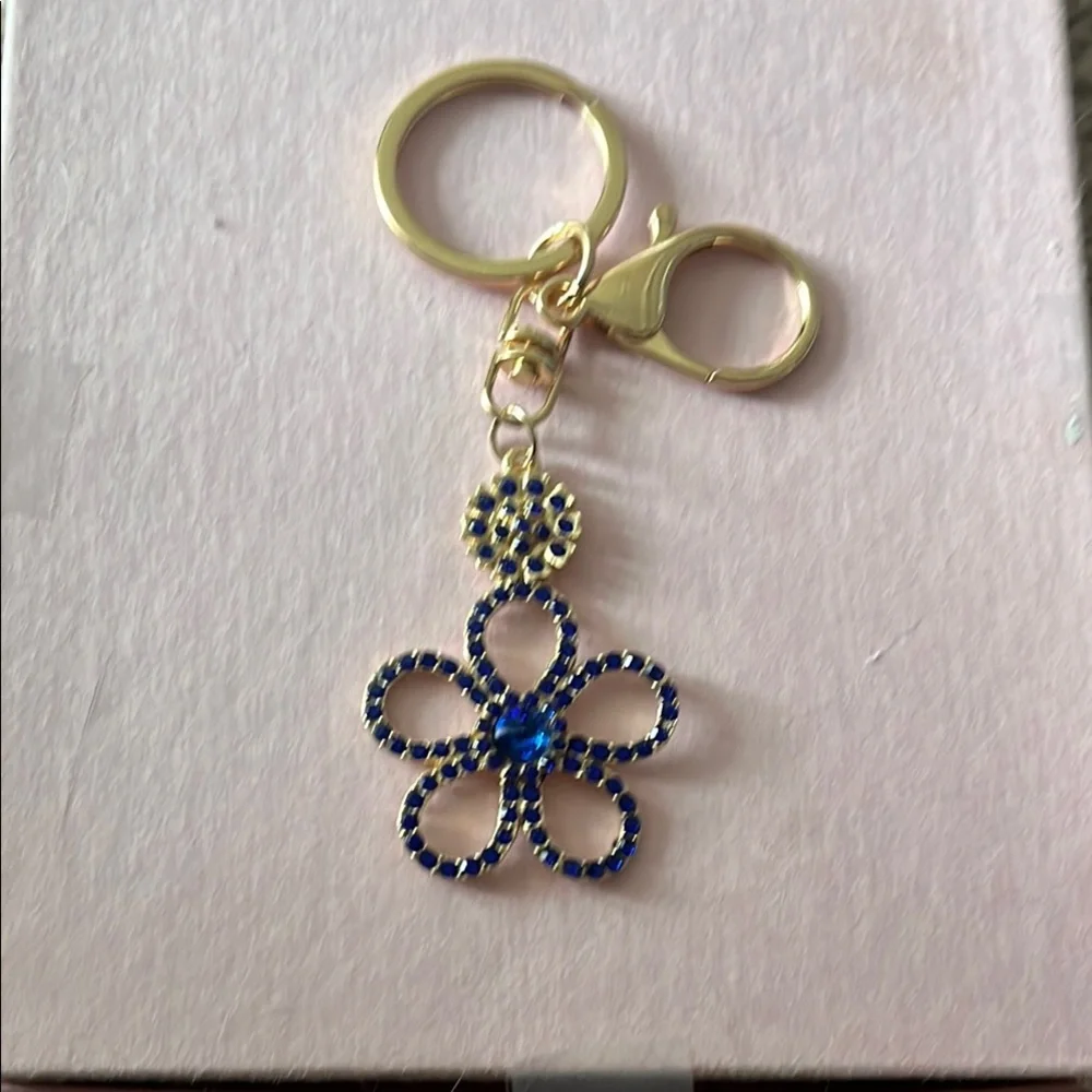 Flower Keychain  Red, Blue Pink Black White Gold