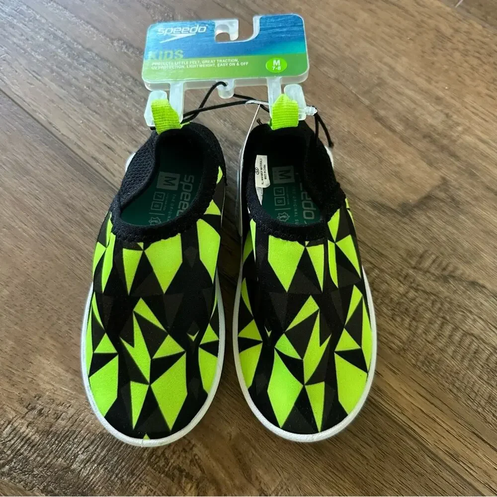 Speedo Kids Geometric Black and Green Water Shoes, Surfwalker, NWT, Size M (7/8)