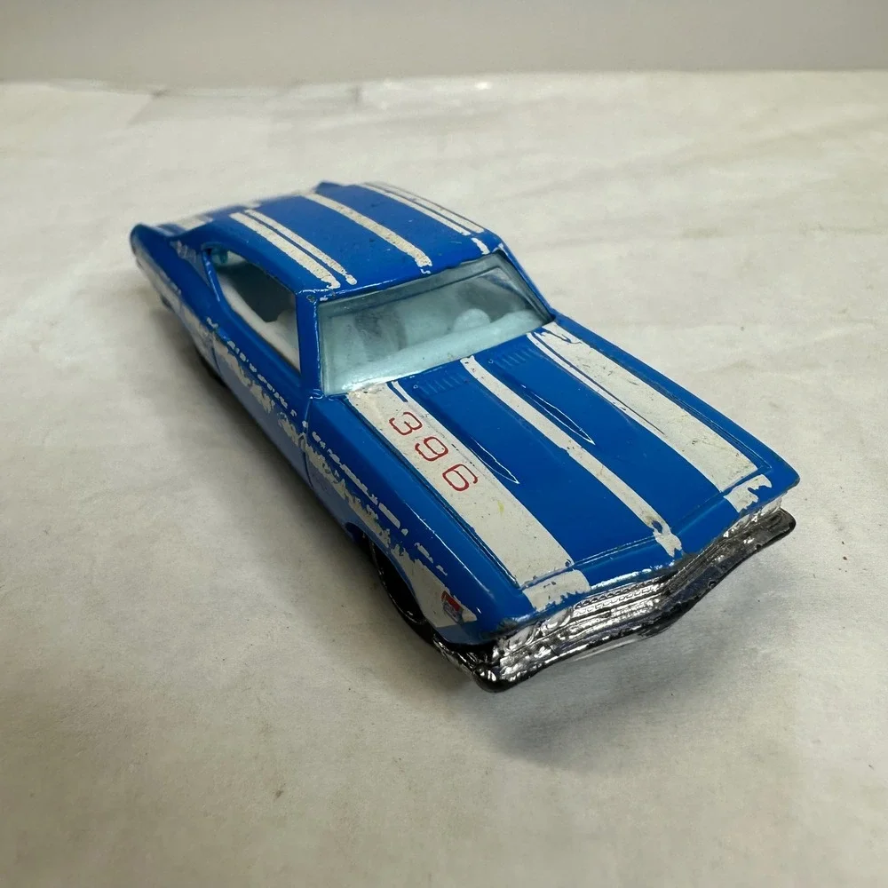 Hot Wheels 69 Chevelle SS 396 Blue White‎ Racing Stripes 1:64 Diecast Car 2007