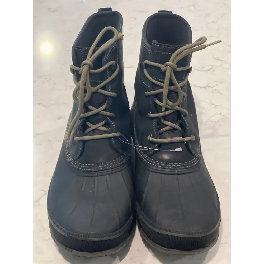 UGG men’s zetik