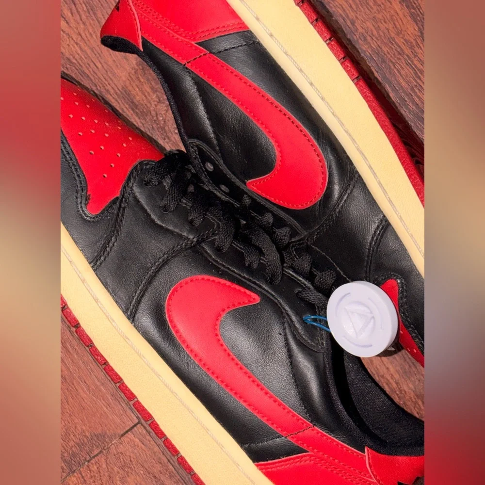 Air Jordan 1 Low OG Bred Sneakers, Men Size 10, Red Black
