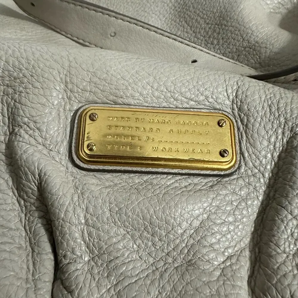 Marc Jacobs excellent beautiful