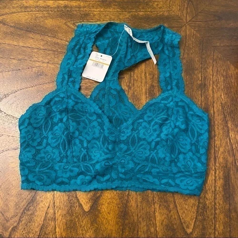 FREE PEOPLE Galloon Lace Racerback Bralette Size Small NWT