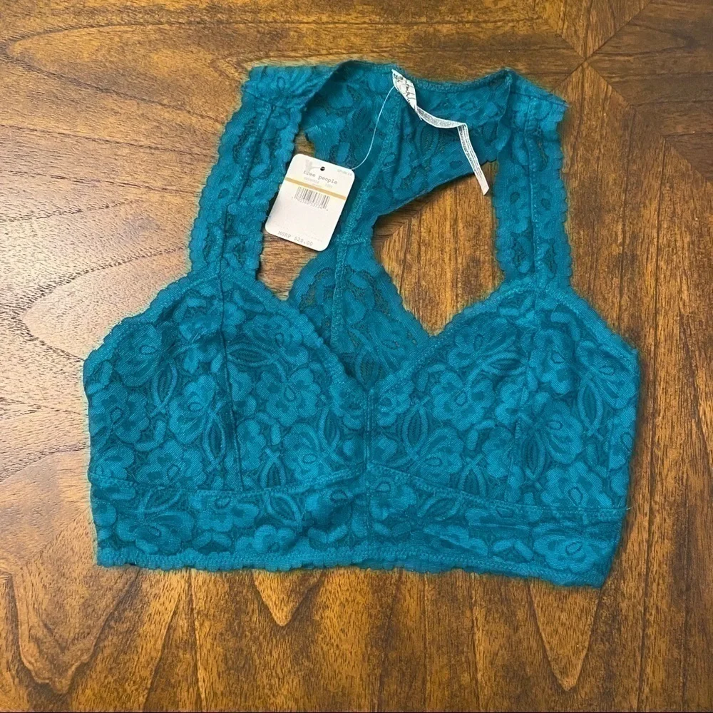 FREE PEOPLE Galloon Lace Racerback Bralette Size Small NWT