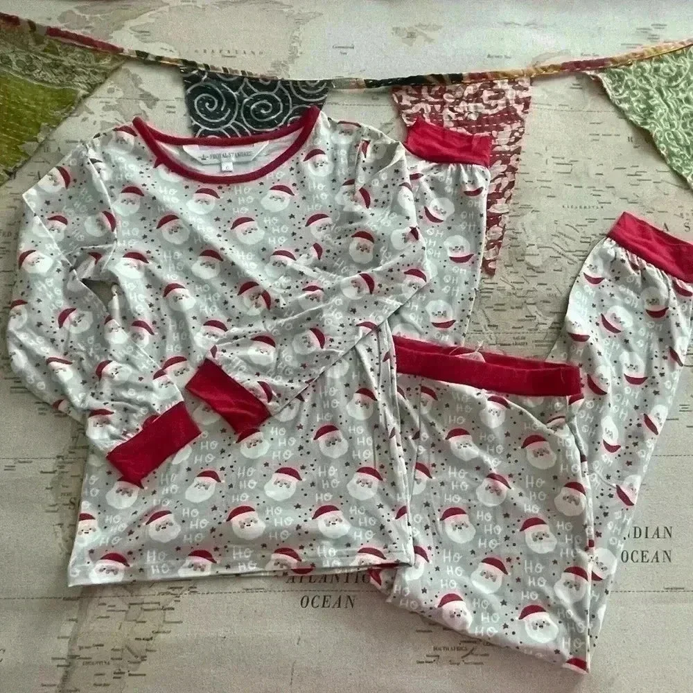 🆕Royal Standard Size 6 Santa Pajama Set